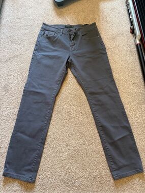Liverpool EUC men’s gray jeans. 34W. 32L. Kingston fit.